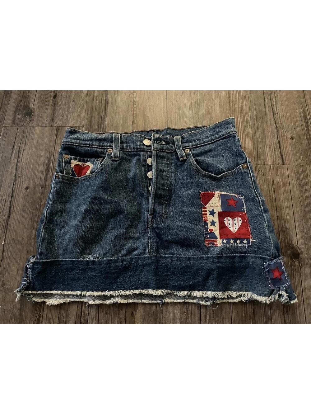 Handmade Levi’s Denim Patchwork Hearts Skirt Women's Sz 28